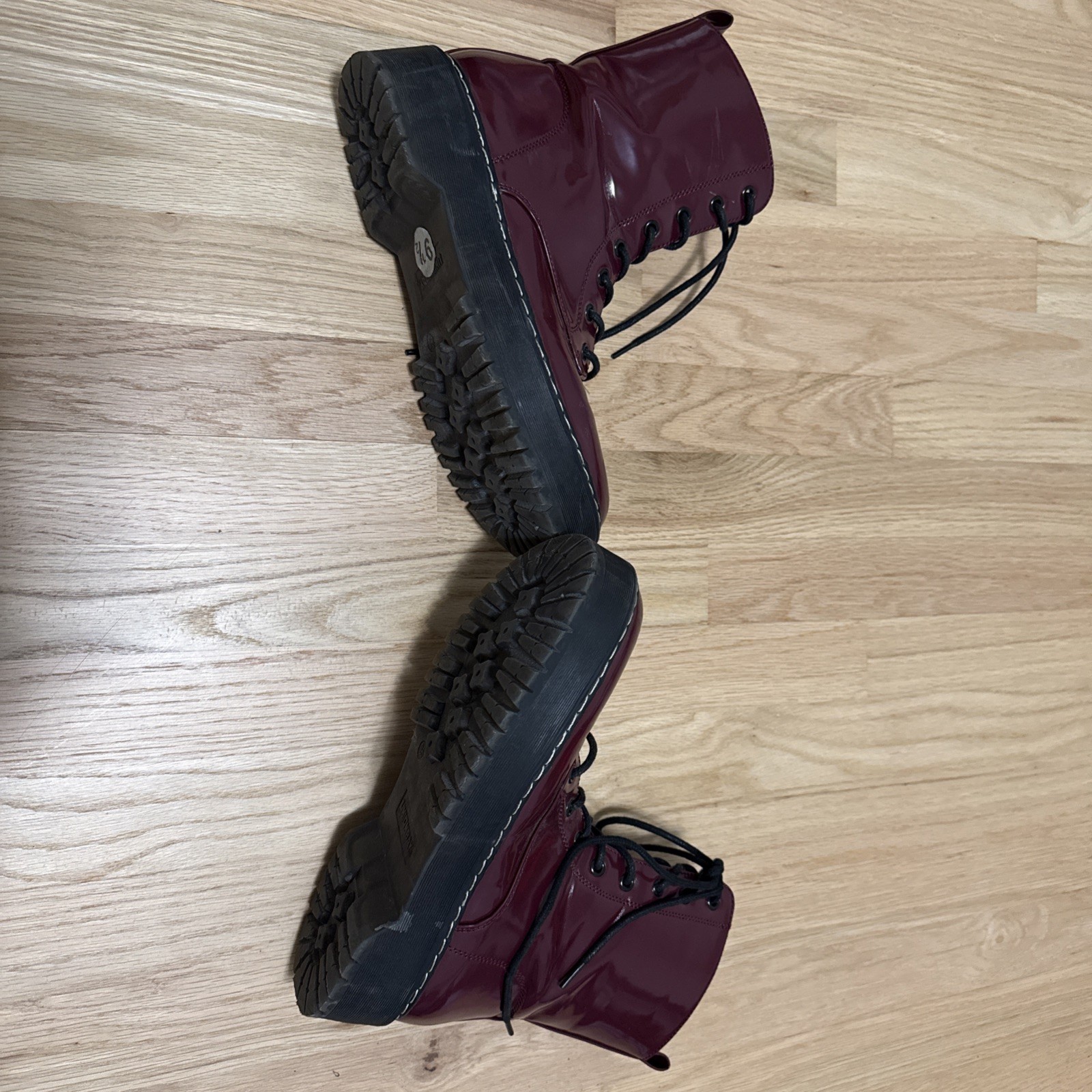Unionbay Women’s Doc Martens Combat Boots Size 9.5 Lace Up Burgundy