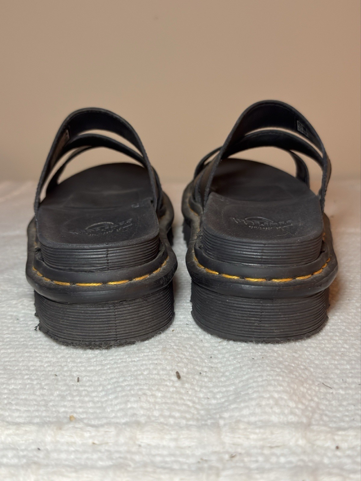 Dr. Martens Blaire Platform Sandals Women’s Shoes 7 US 5 UK Black Leather
