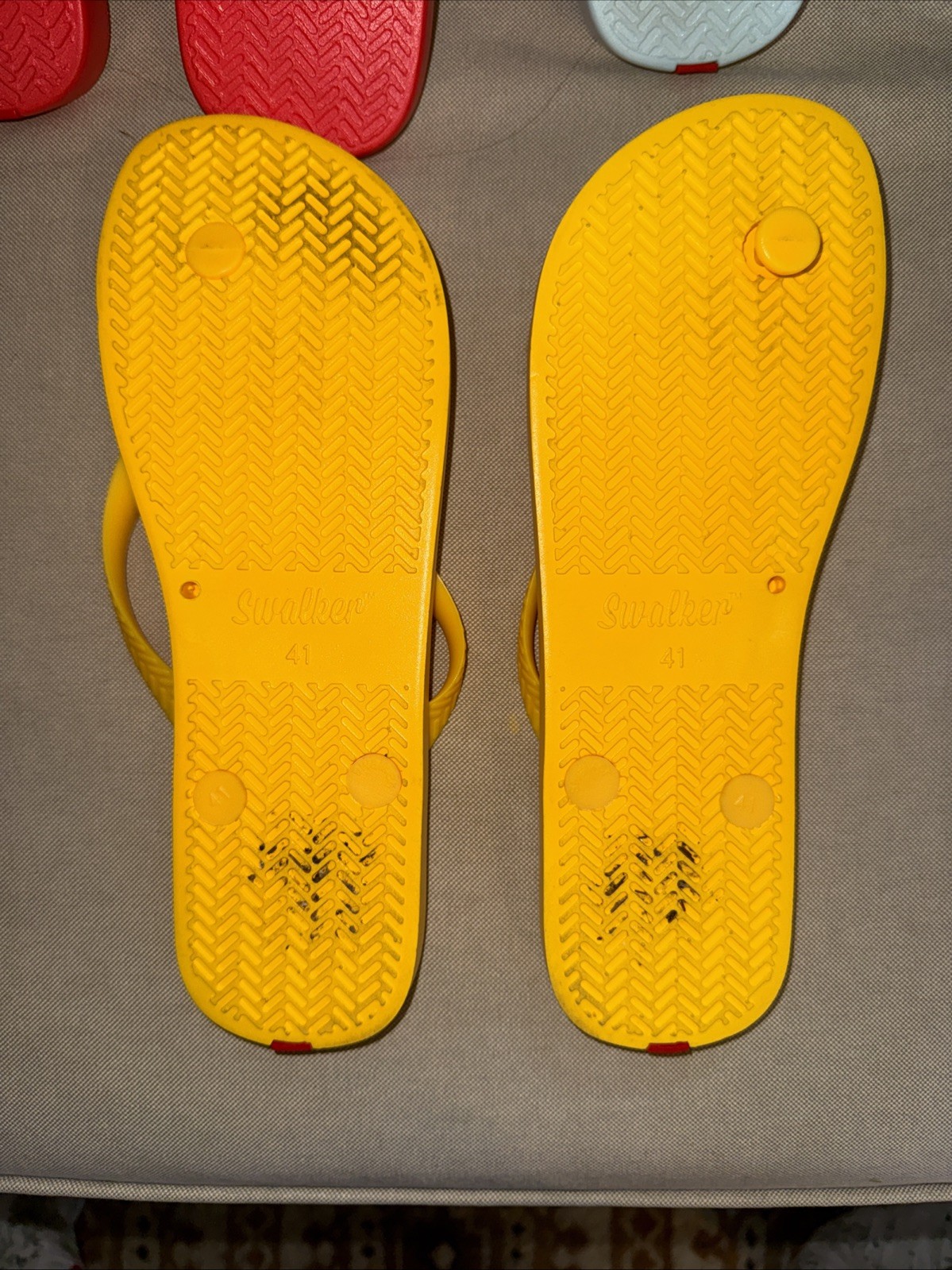 Lot- Swalker Flip Flops- 3 Pairs- Red Blue Yellow Sz41 US 10 Excellent Condition
