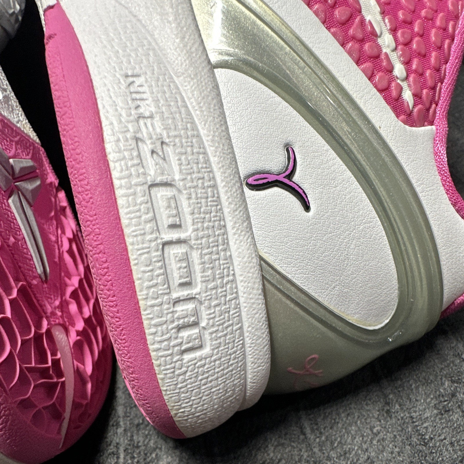 Nike Zoom Kobe 6 Think Pink Women’s Low men size 11.5 100000000% authentic