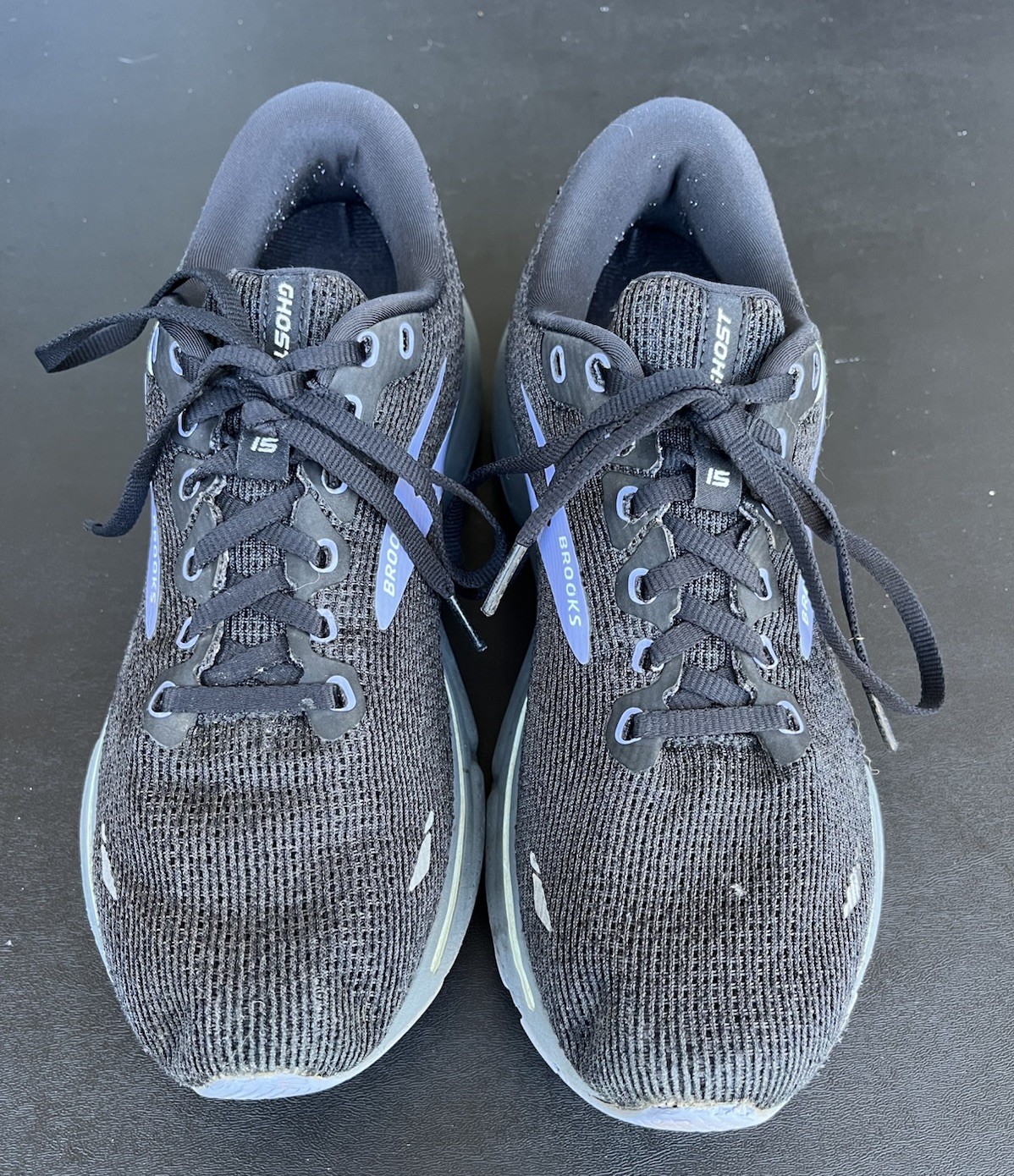Brooks Ghost 15 Women’s Size 10 Black Blue Running Walking Shoes Medium B