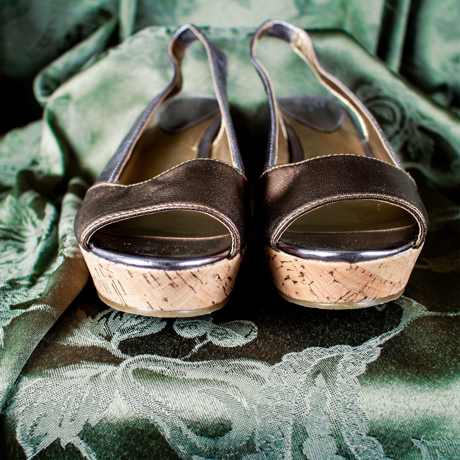 CIRCA JOAN & DAVID Bronze Silver Slingback Cap Toe Women Formal Sandal Size 6.5M