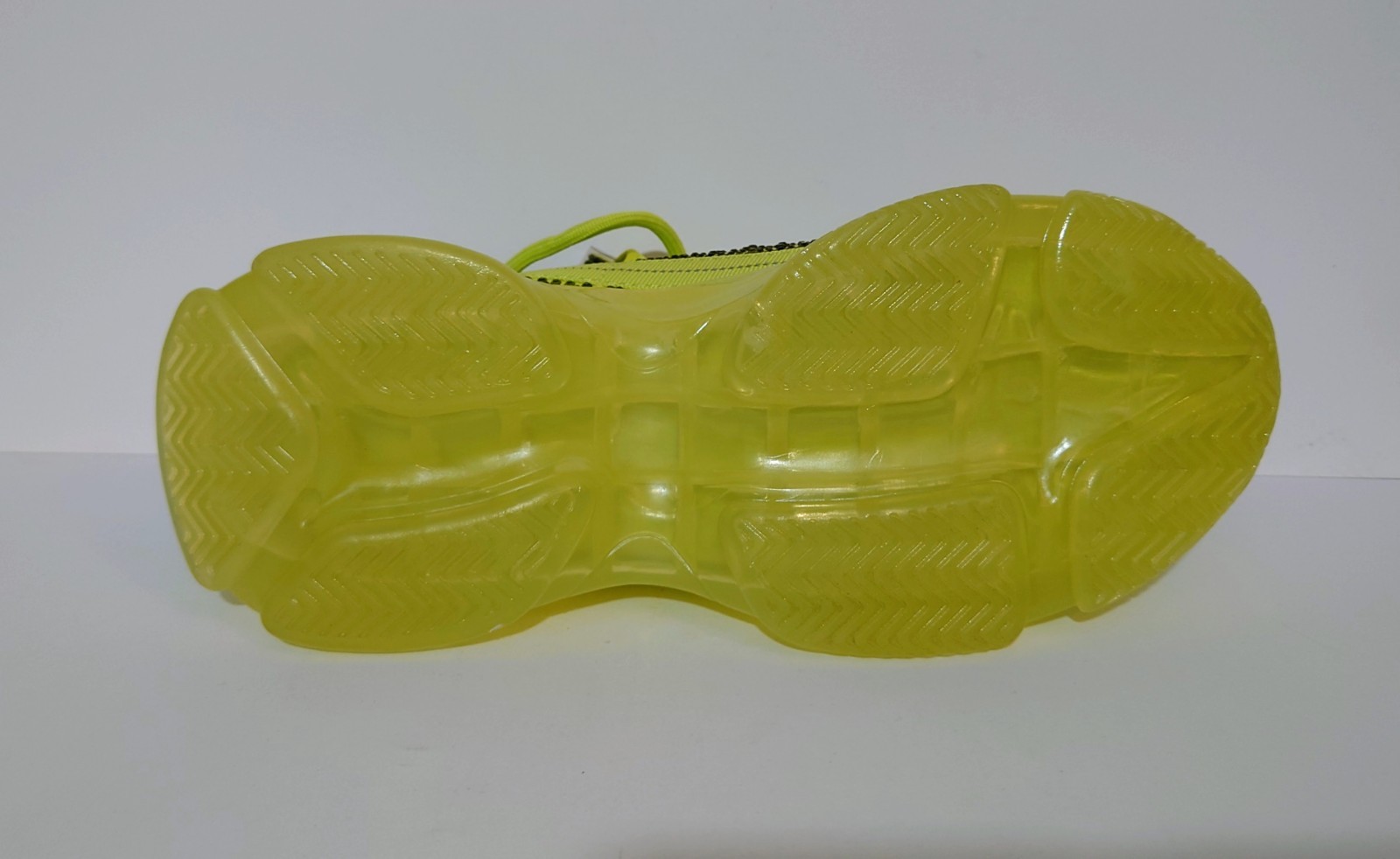 Steve Madden Maxima Knit Rhinestone Neon Yellow SM NY90 Size 8.5