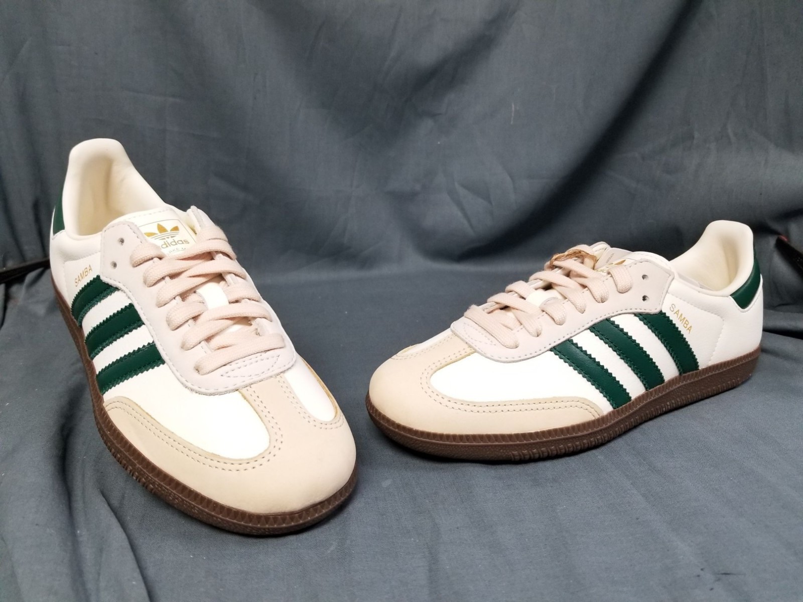 Adidas Samba OG Sneakers Off White Green Sand JR8843 Women’s Size 10 NEW NO BOX