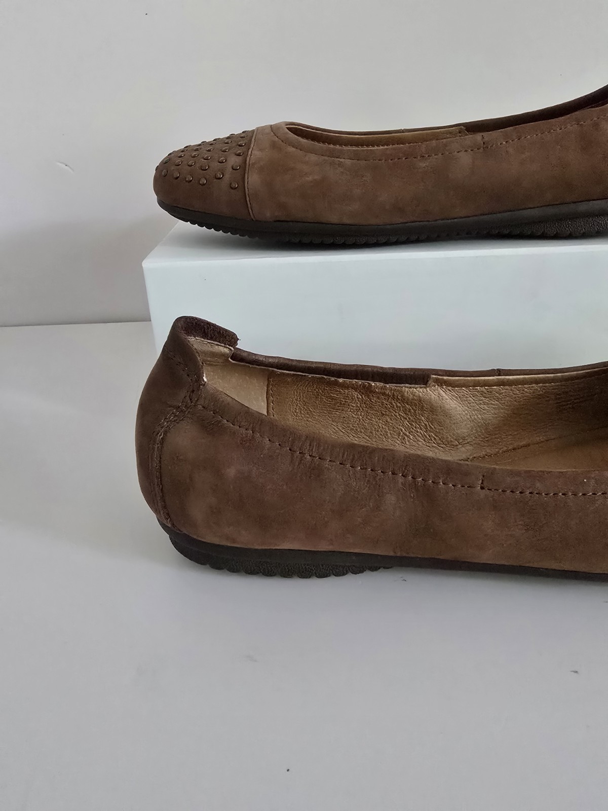 Josef Seibel Pippa Ballet Flats 7 38 Brown Suede Leather Studded Cap Toe Shoes