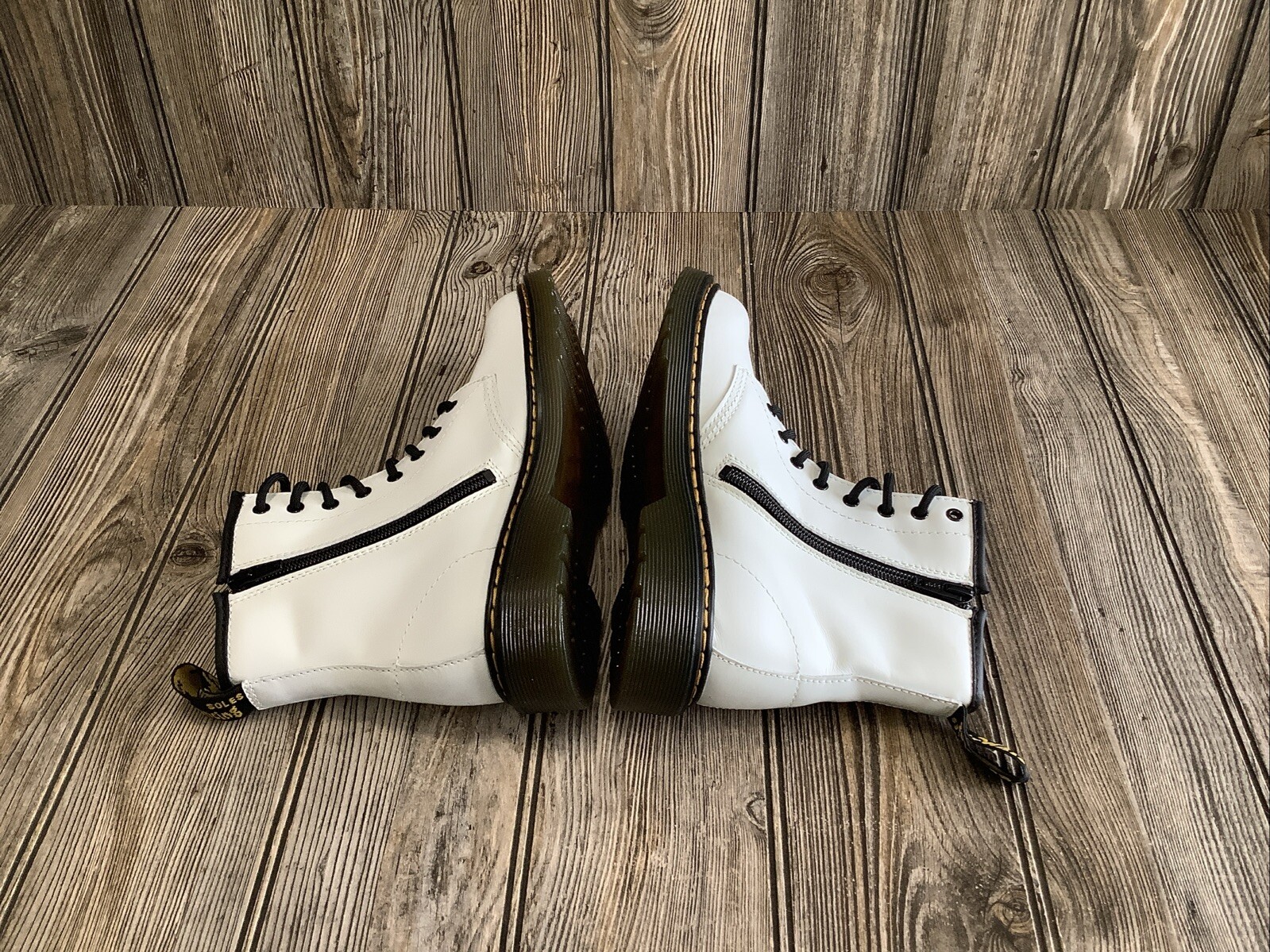 Doc Dr Martens 1460 Women’s Size 5 Smooth Leather Lace Up Combat Boots White