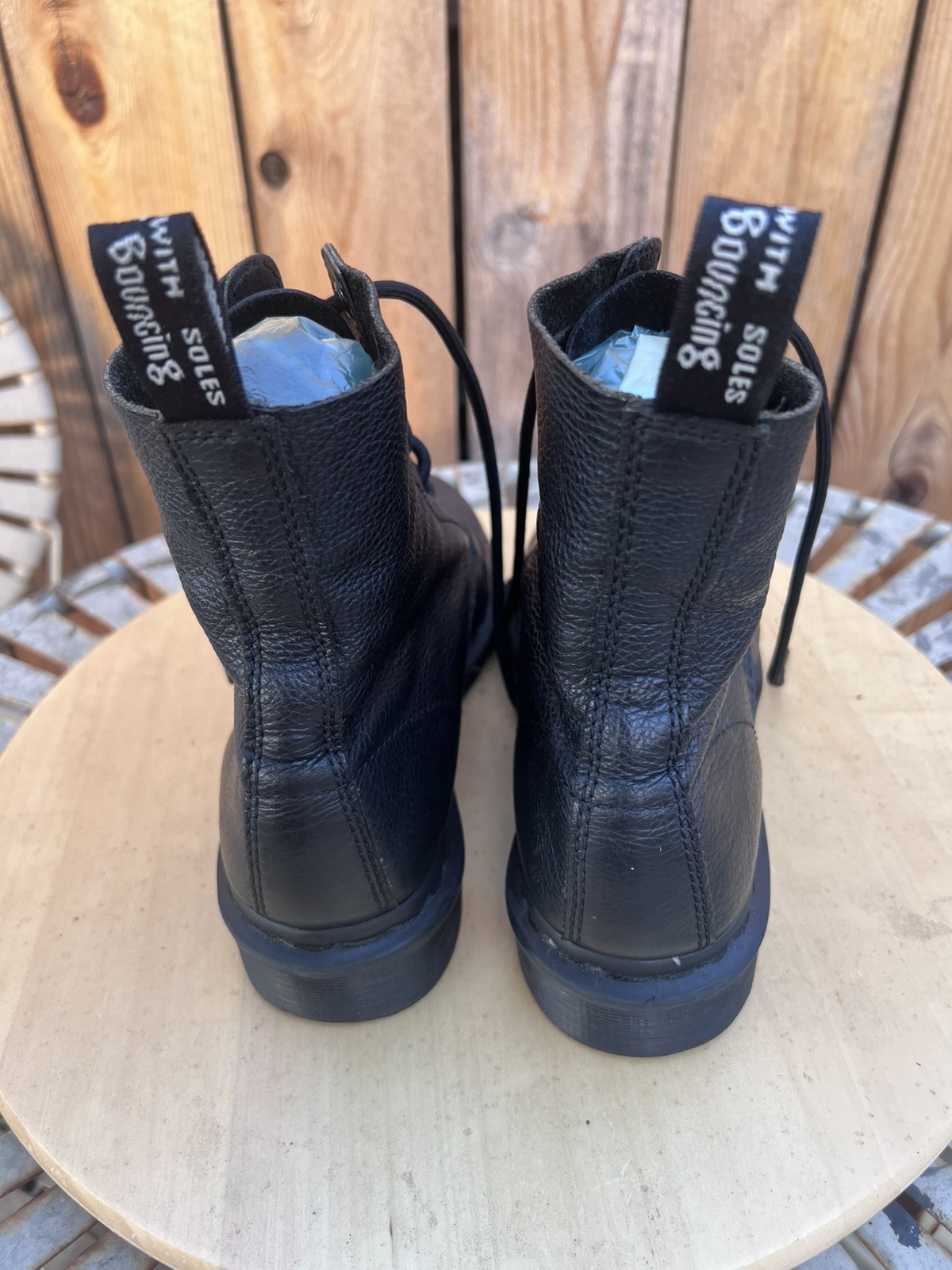 Dr. Martens 1460 Pascal Mono Women’s Sz 8 Black Virginia Leather Lace Up Boots