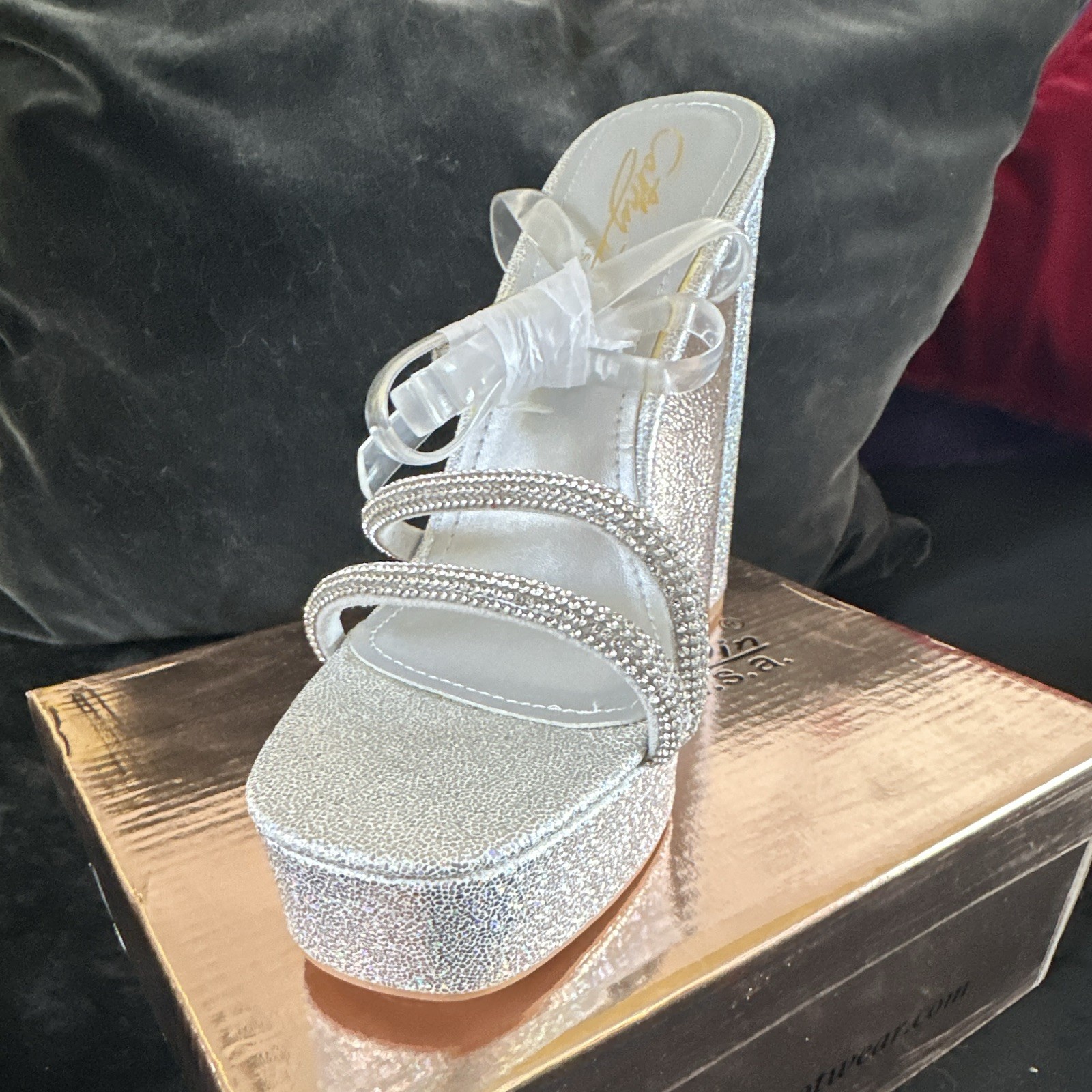 Cathy Din Diamonds Size 7.5 Rhinestone Strappy Sexy Platform Chunky Heels Kiera