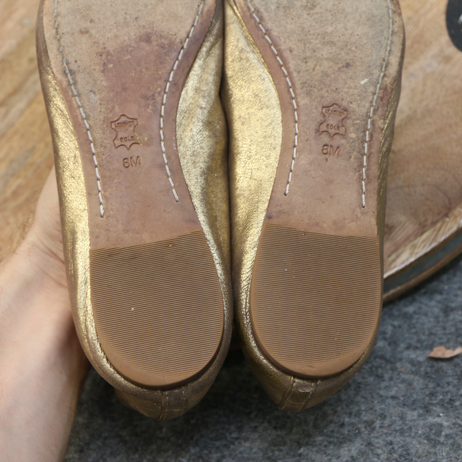 Tory Burch Chase Ballet Flats Size 8 M Metallic Gold Leather Bow Slip On Shoes