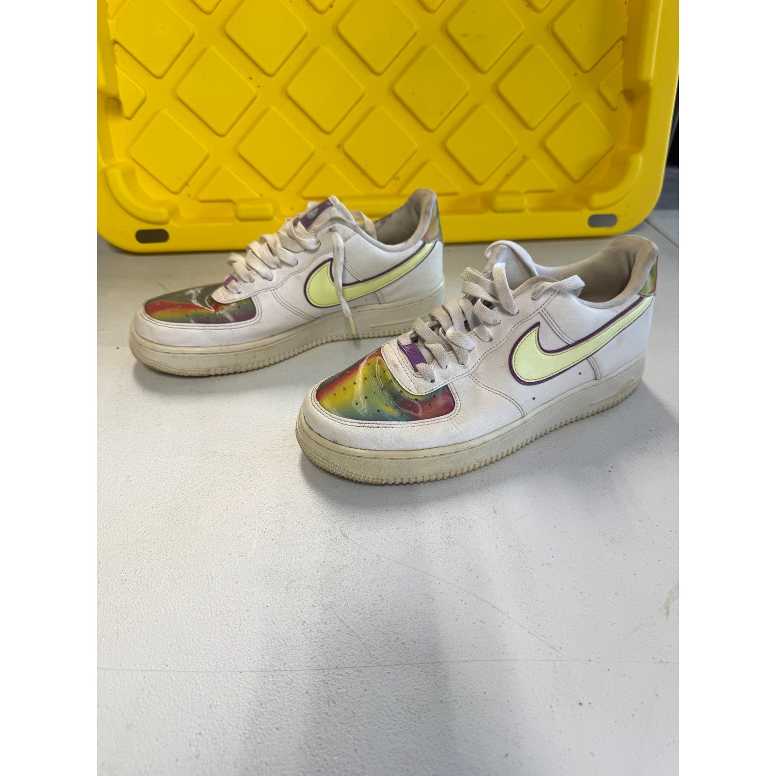 Nike Air Force 1 Low Easter 2020 White Barely Volt CW0367-100 Womens Size 10
