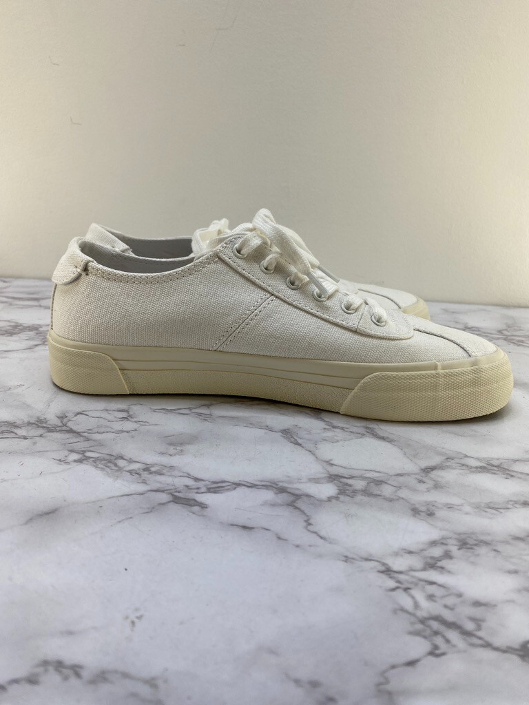 Madewell Sidewalk Low-Top Sneakers in (Re)sourced Canvas, 8.5