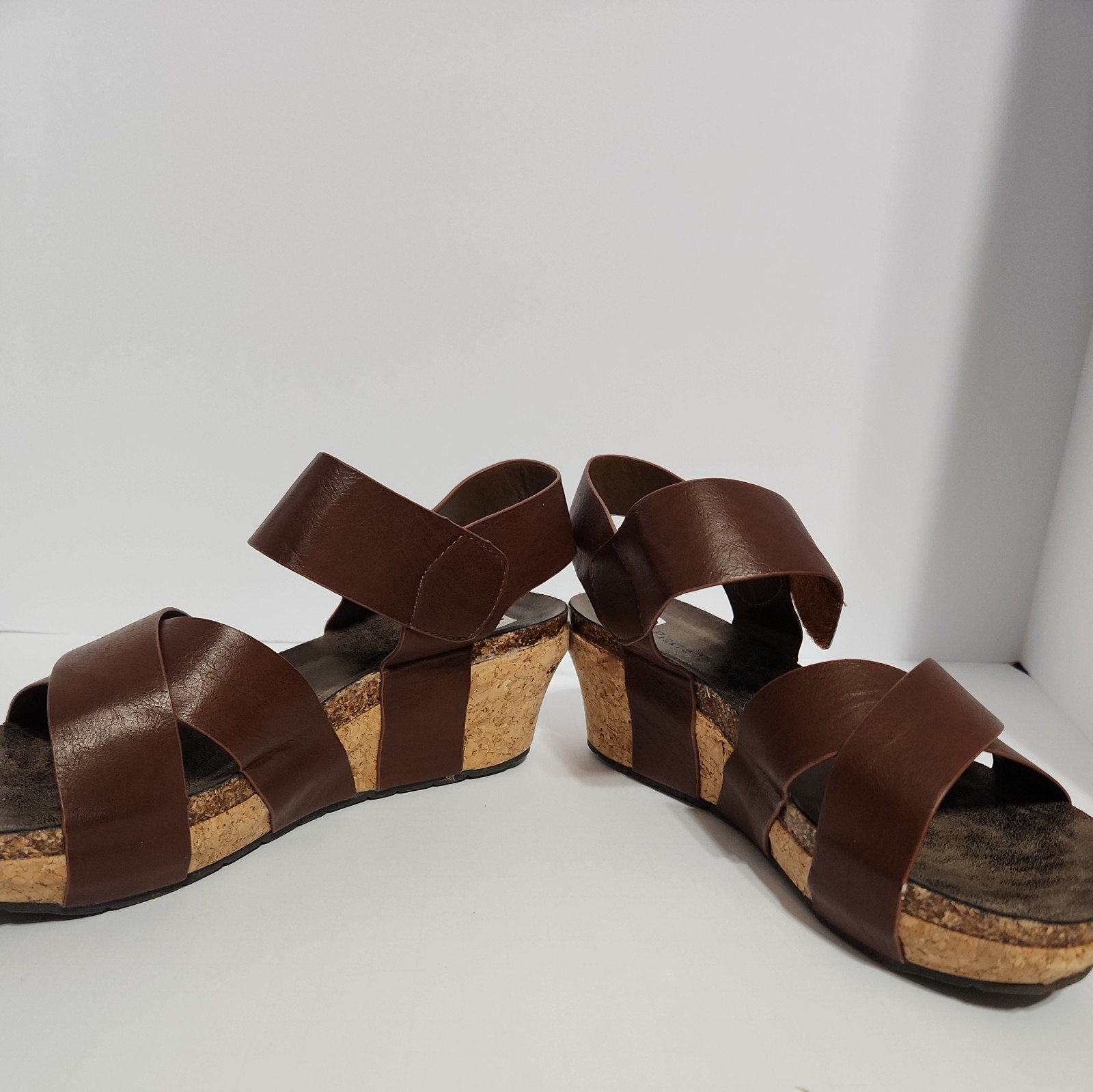 New Pierre Dumas Size 9 Chantal 4 Whiskey Brown Womens Wedge Heeled Sandals Boho