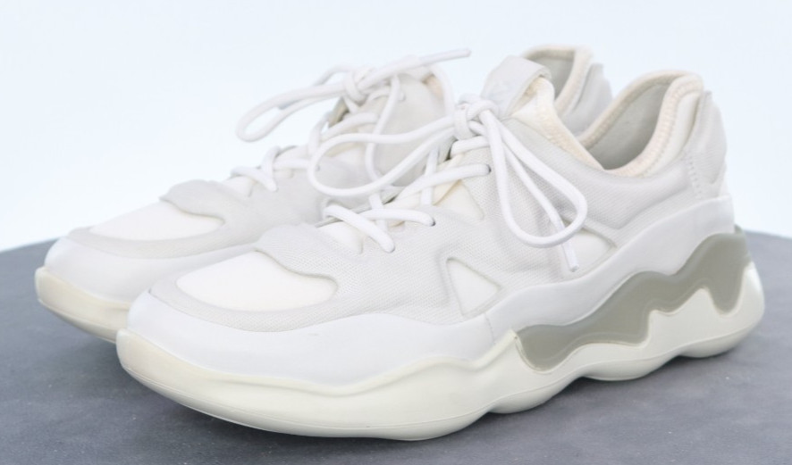 ECCO Elo Athletic $150 Women’s Sneakers Shoes Size EU 37 US 6-6.5 Leather White