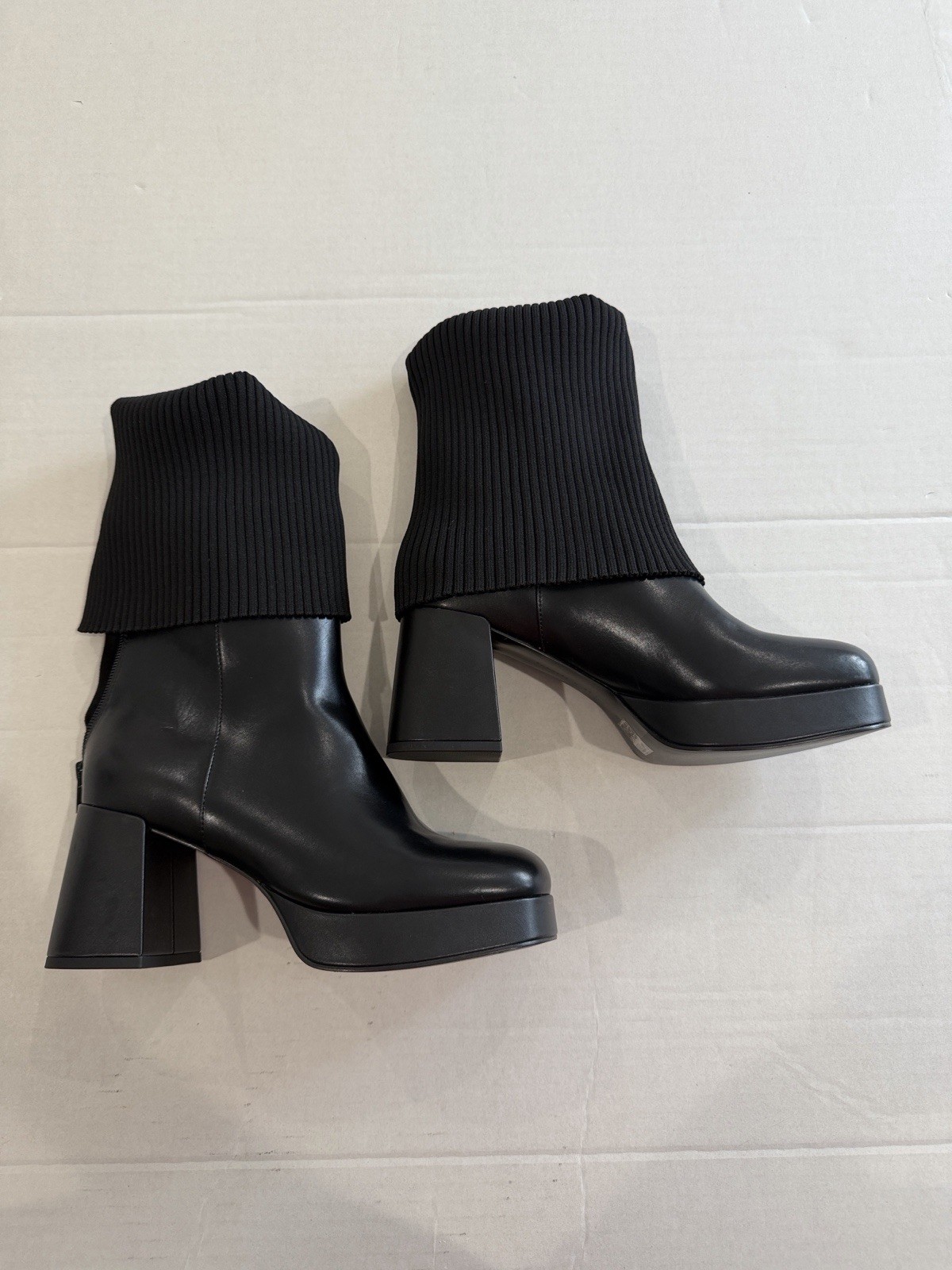 Charles & Keith Evie Knitted Sock Ankel Boots Black