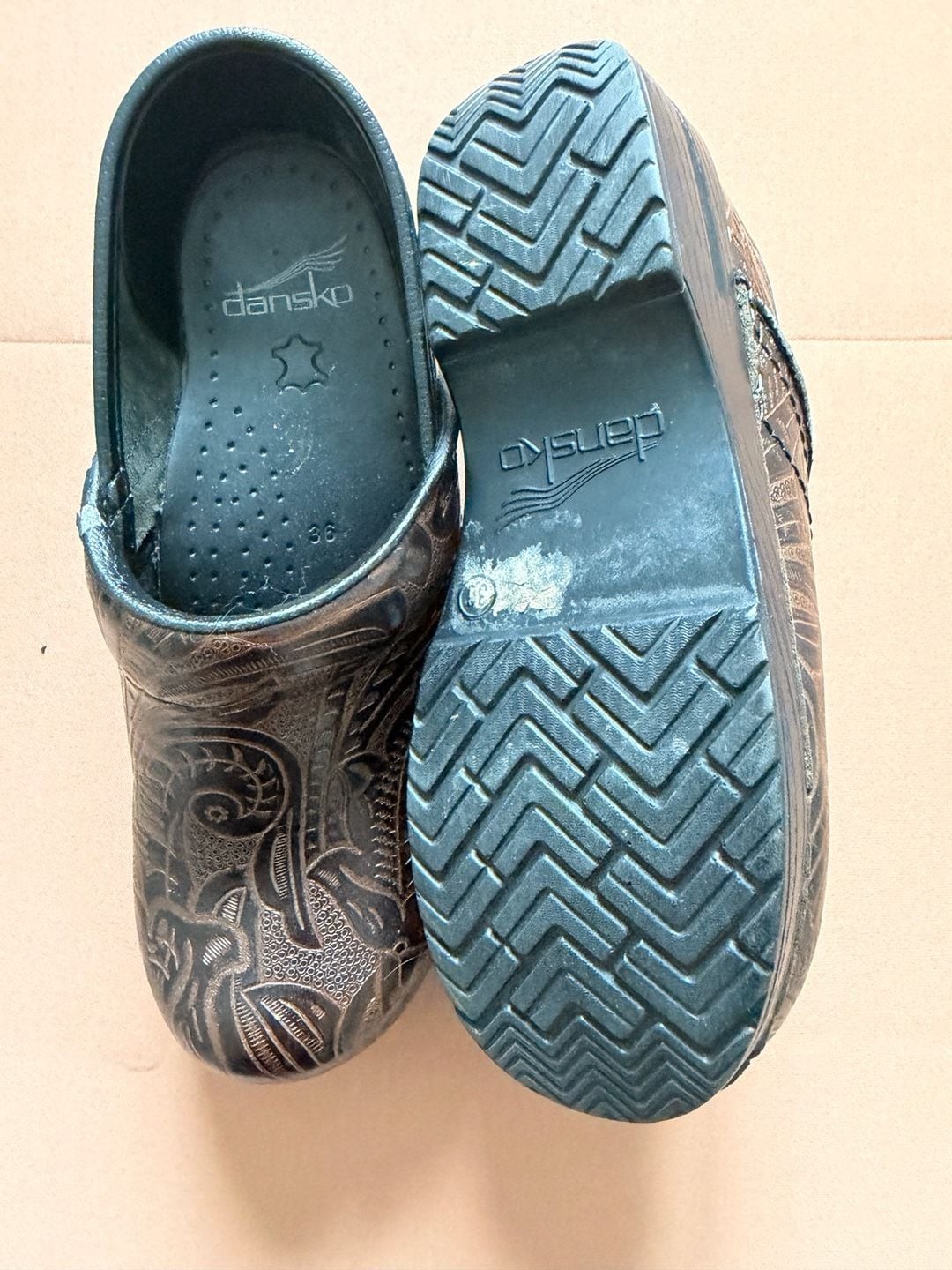 Dansko Professional Brown Tooled Embossed Leather Clogs Size 36