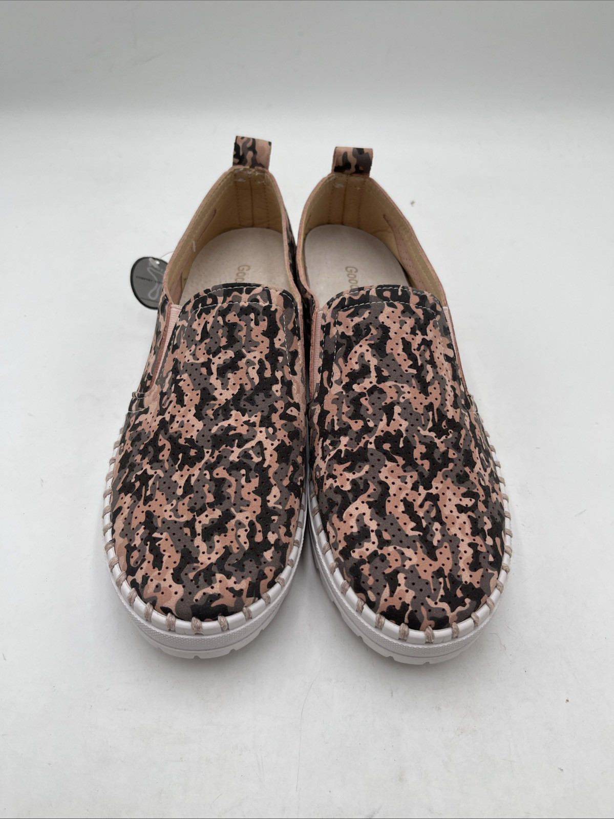 NWOB Good Choice Women’s Aroma Platform Slip On Sneakers Pink Size 40