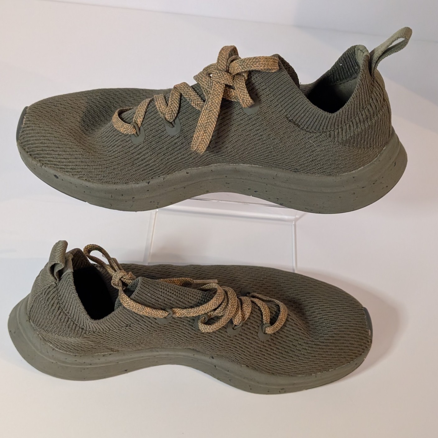 REI CoOp Beyonder Athletic Outdoor Hiking Shoes Olive Green Trailbed, Womens 7.5