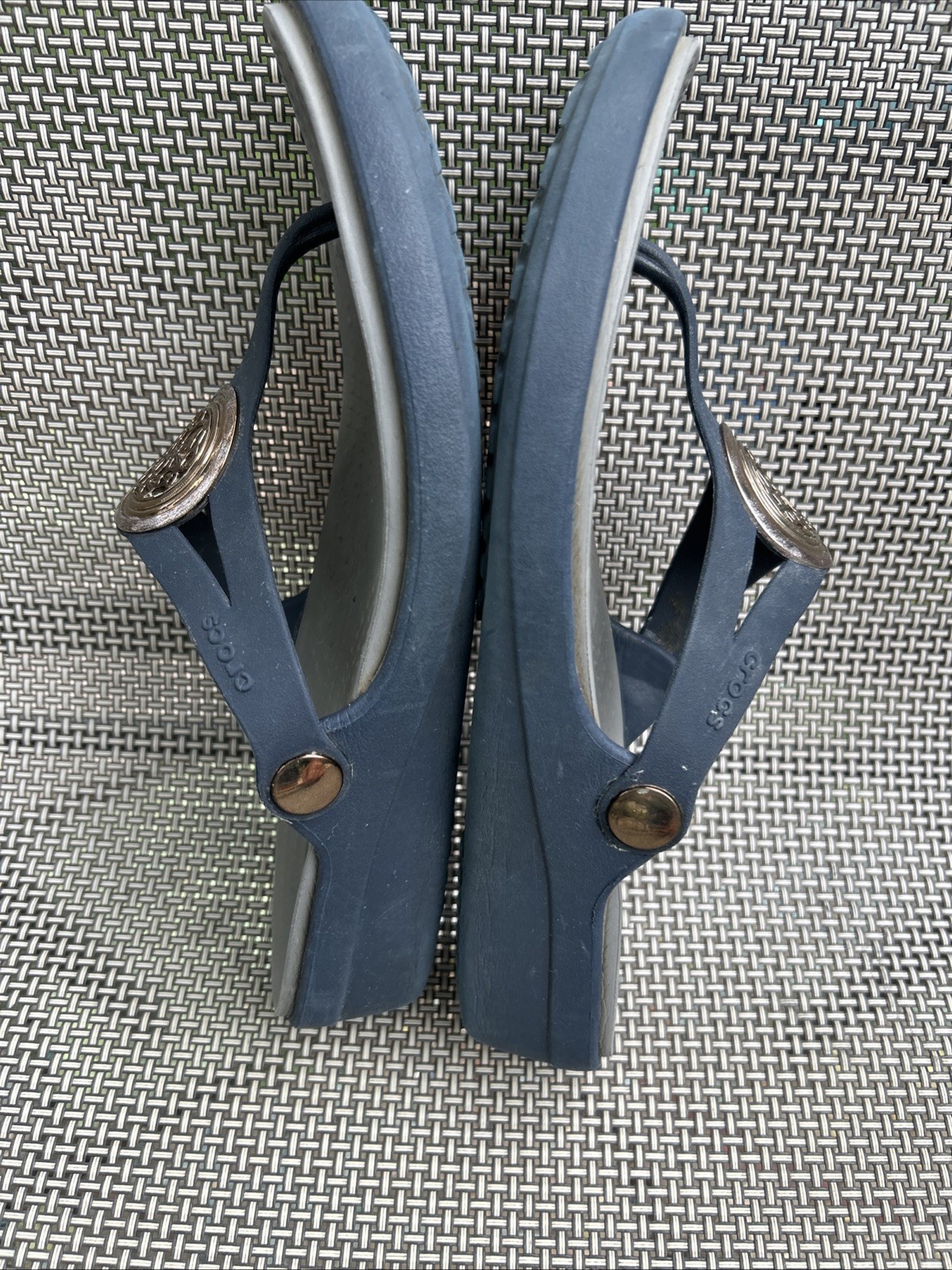 Crocs Sanrah Circle Wedge Flip Sandal Women’s Size 8 Navy Blue/Graphite