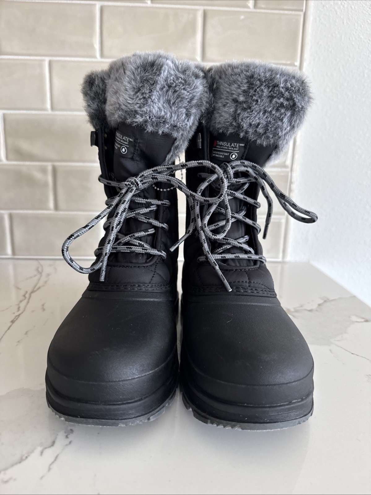 OZARK TRAIL SZ 6 WOMENS SNOW BOOTS WATERPROOF THINSULATE MEMORY FORM Lace Up