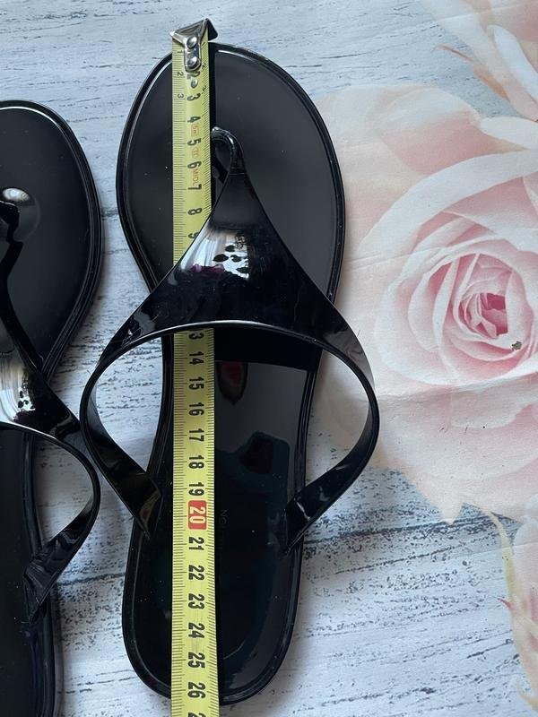 women BCBGeneration flip flops black 39.5