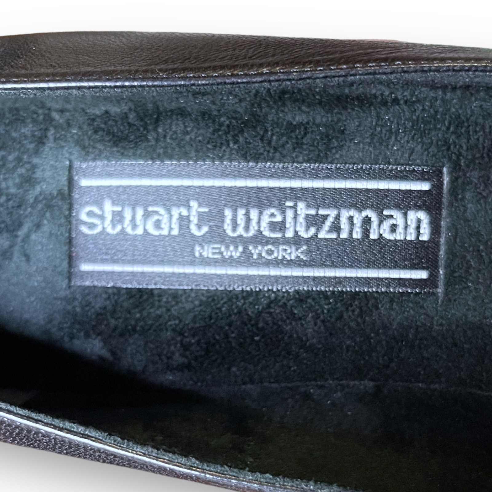 Stuart Weitzman Women’s Pump Heels Black Leather Gold Studded Size 5.5 B Classic