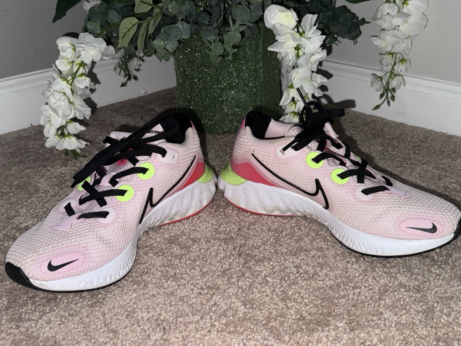 Nike Renew Run Size 5.5 “Light Pink Neon Green White Black” CW5637-600
