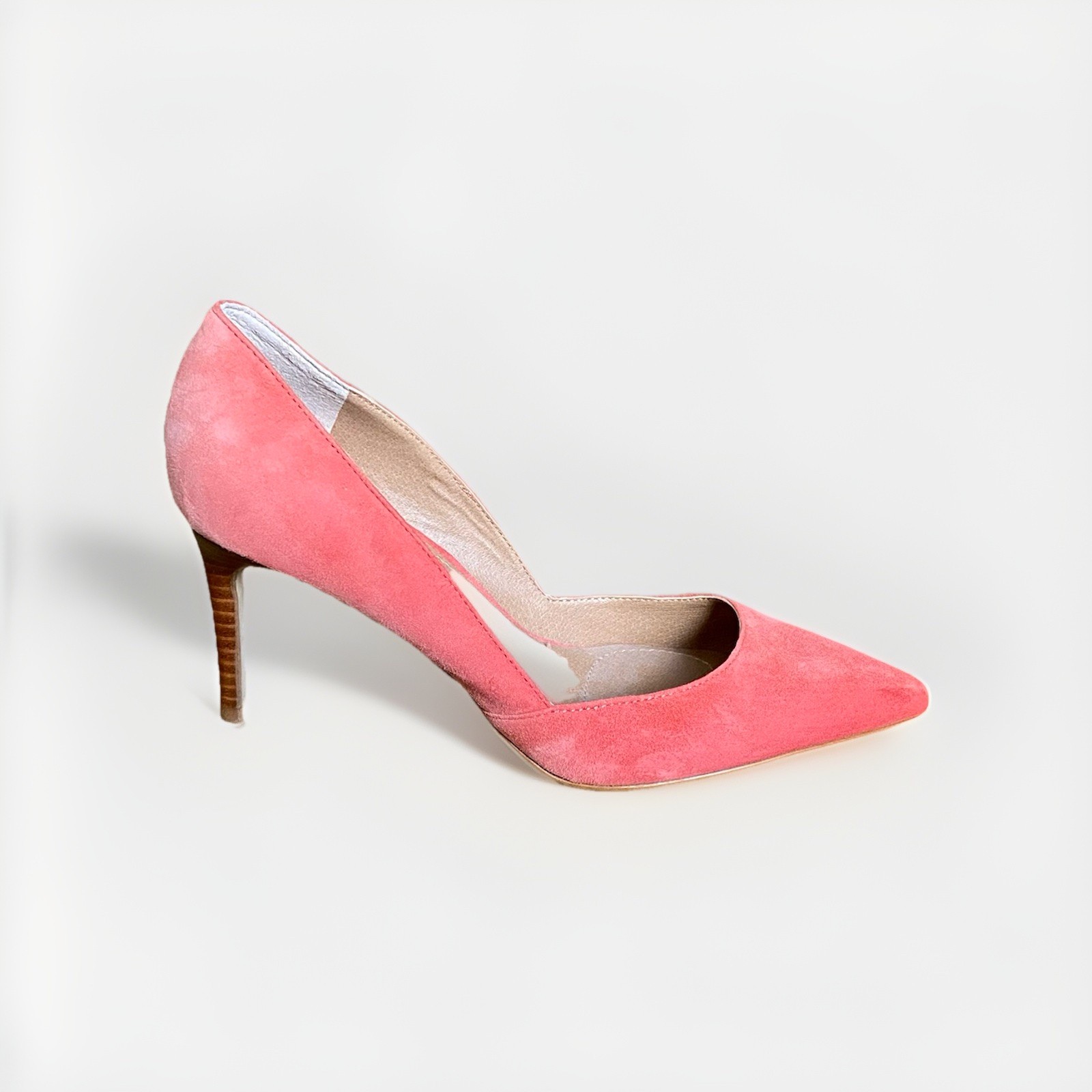 Tahari Phillipa Suede Salmon/ Dark Pink Stilettos 3”High Heels 7M NEW w/o Box