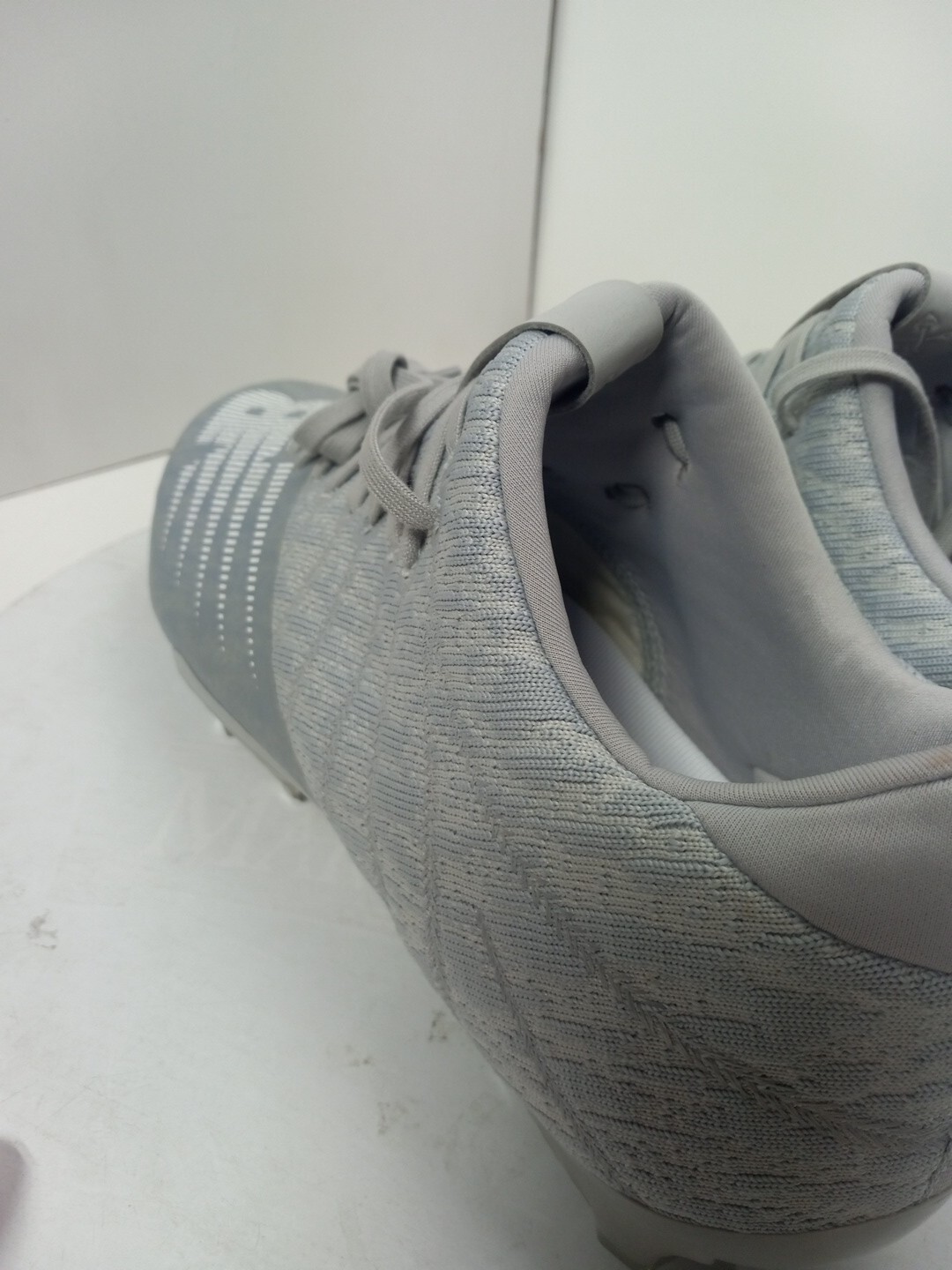 New Balance Burn X Low Gray Lacrosse Cleats Womens Sz 12 D Wide
