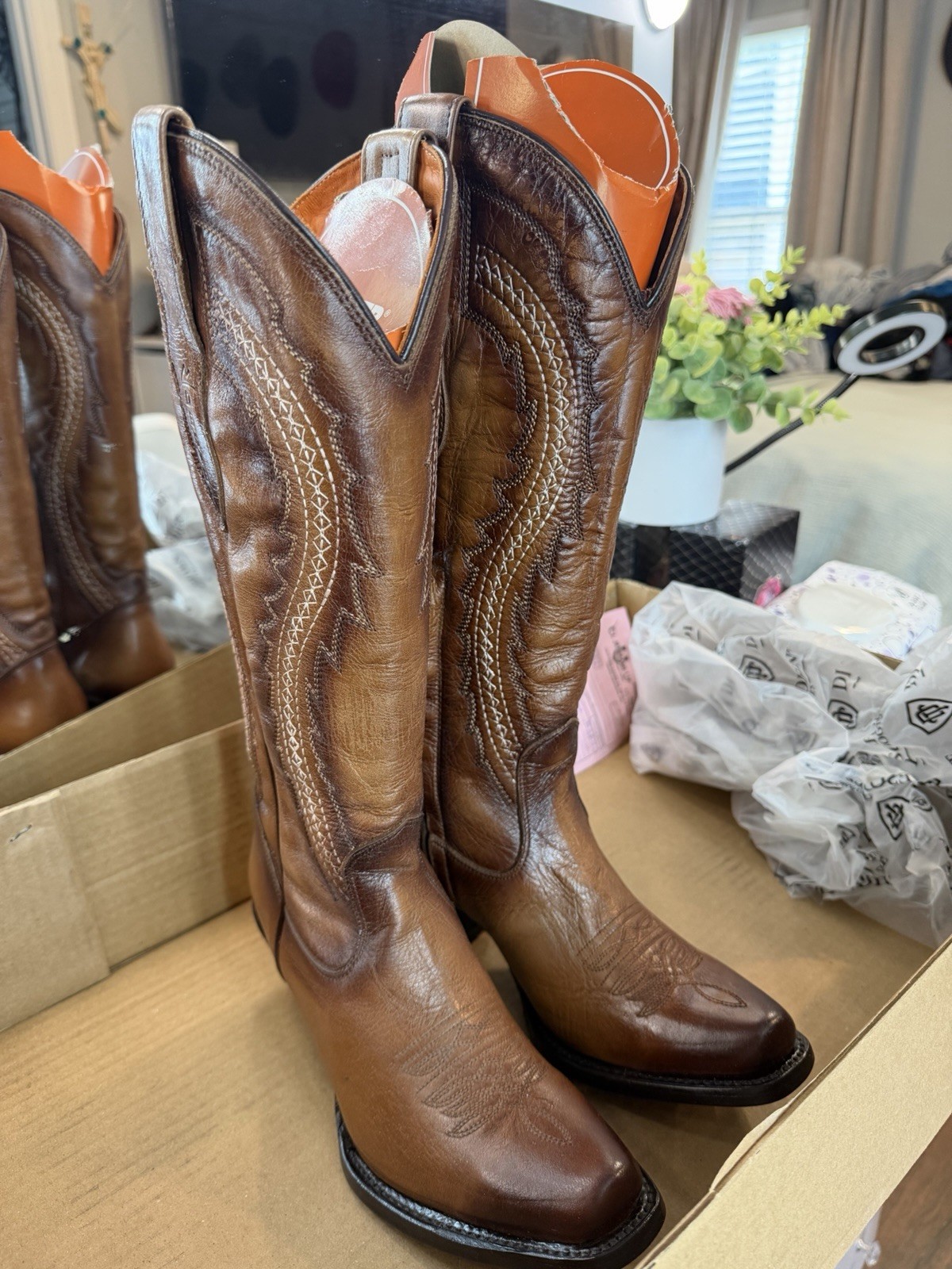 Icy Denver Women’s Boots Size 7.5