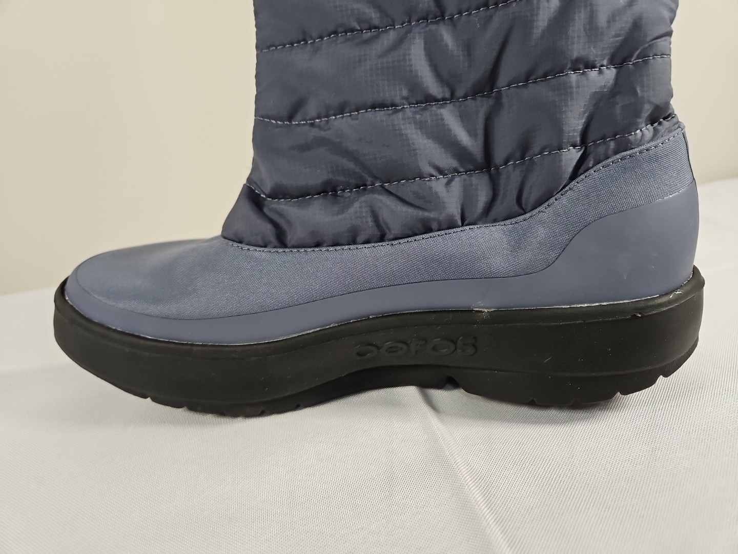 Blue Quilted Textile OOFOS OOmg Recovery Tall Winter Boots US 6.5