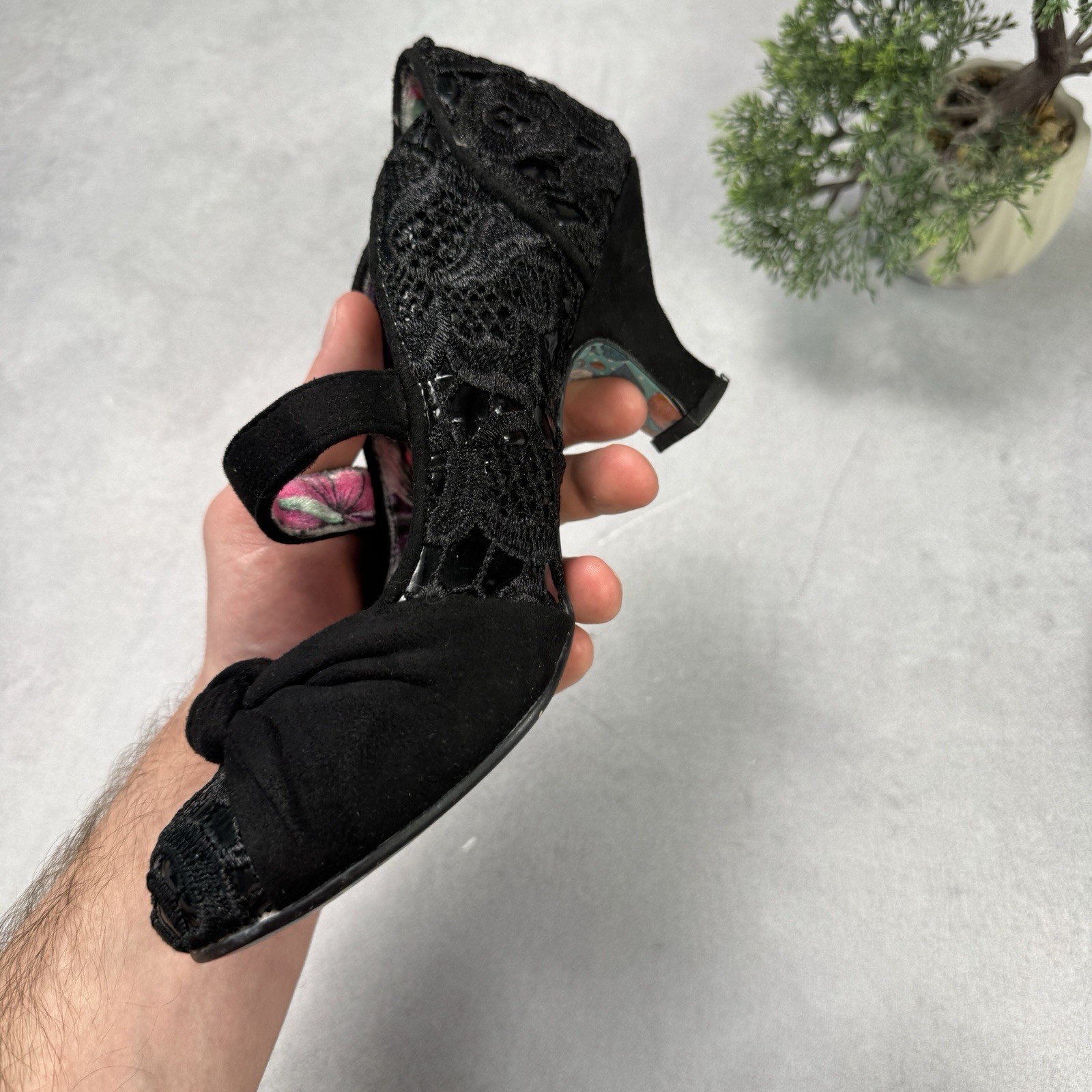 Irregular Choice Avant Garde Pumps Size 38 Us 7 Black