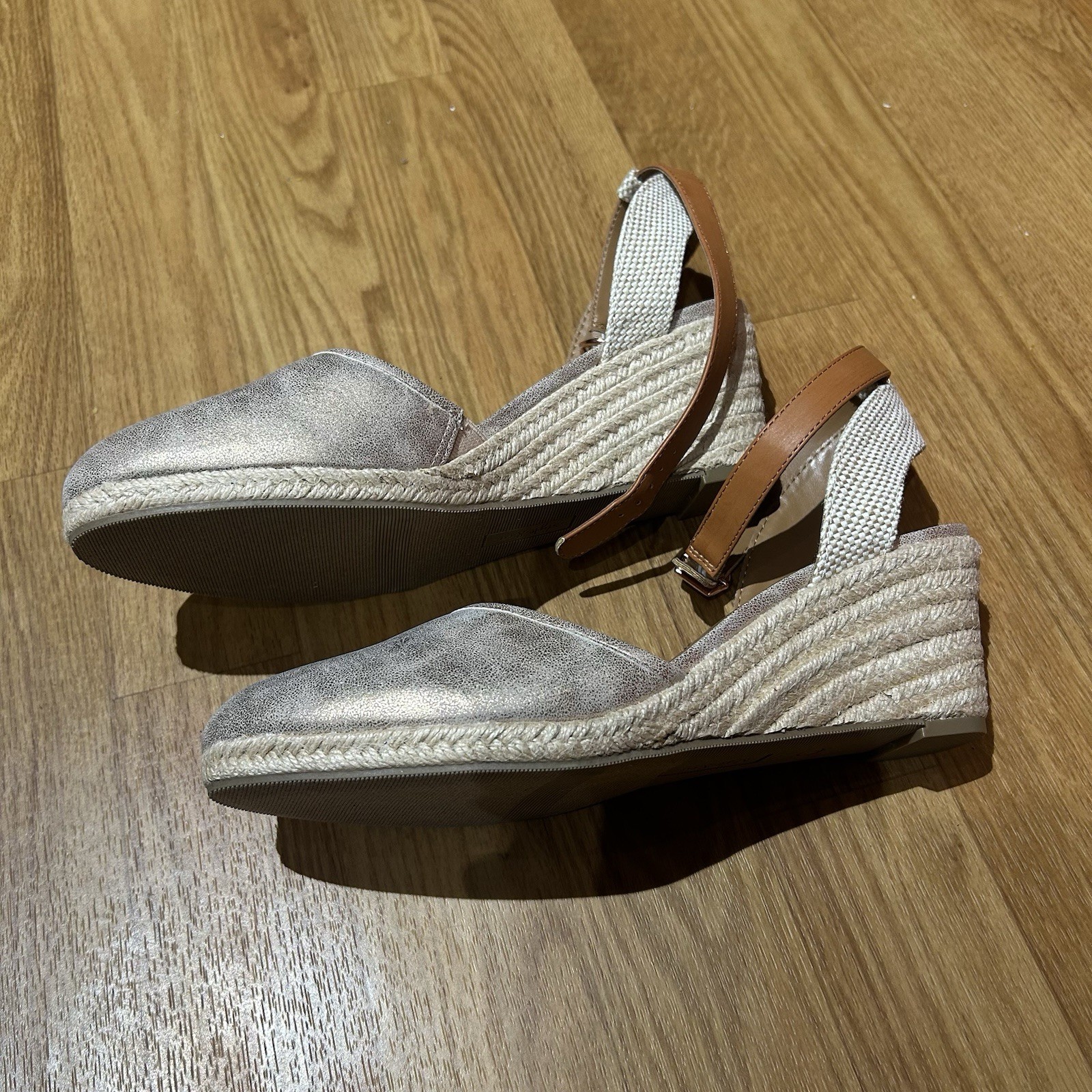 Style & Co Women’s Gold Leather Wedge Heel Ankle Strap Closed Toe Buckle