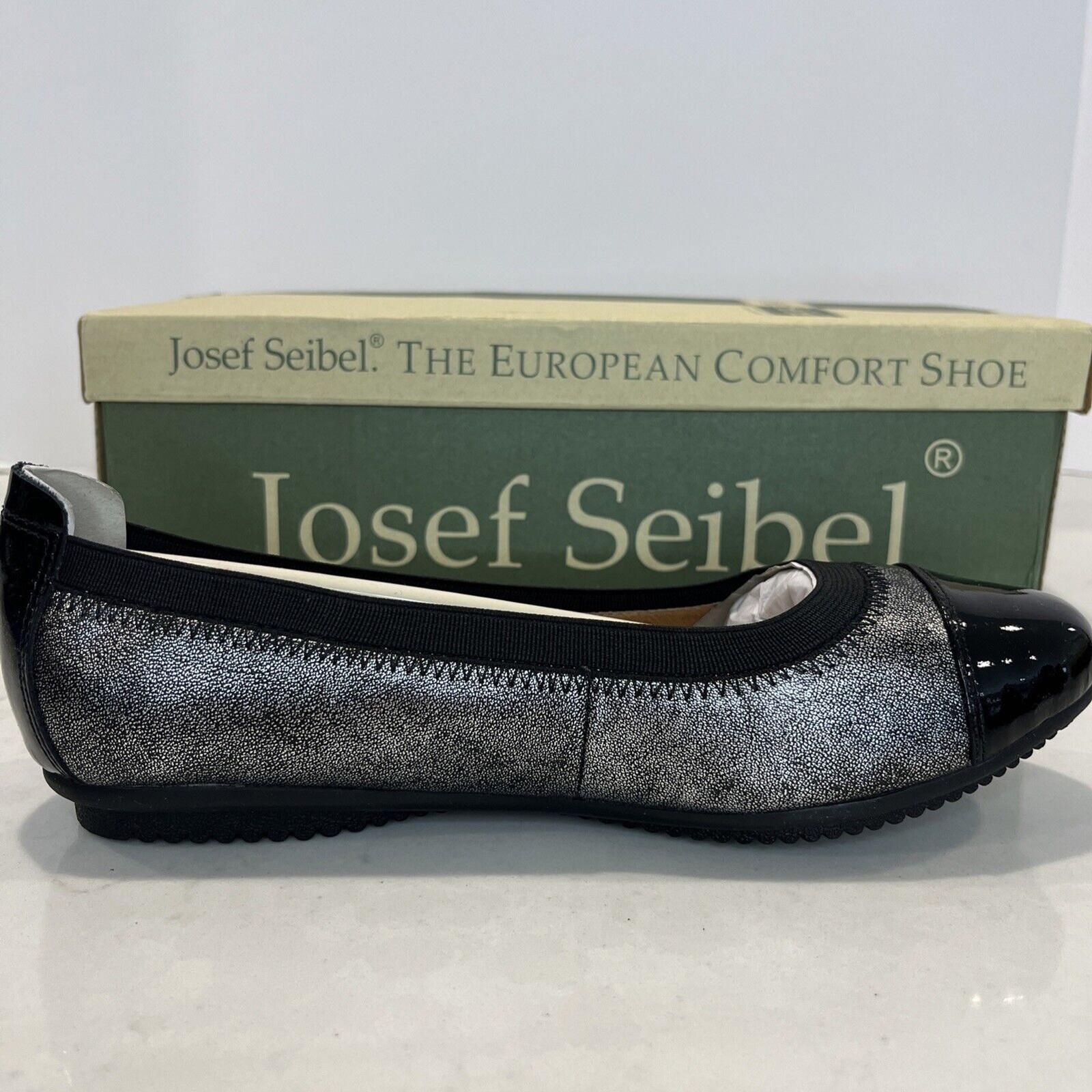Josef Seibel Pippa Metallic Silver Cap Toe Comfort Ballet Flats EU 36 US 5.5 NEW