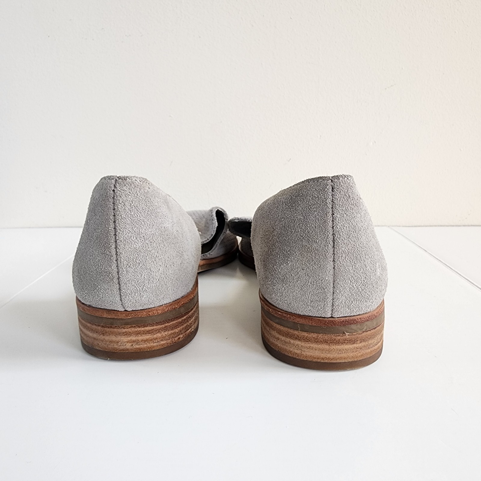 Dolce Vita Kelsa Women’s Slip On Size 6M Gray Sued Casual Workwear Flats