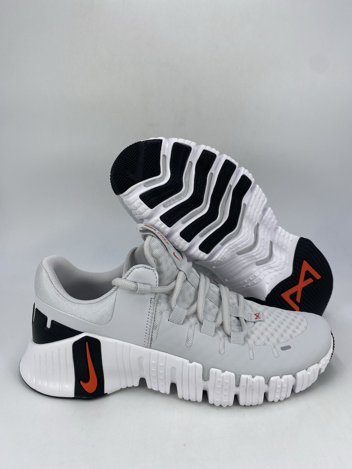 Nike W Free Metcon 5 Photon Dust (DV3950 002) Women’s Size 9.5