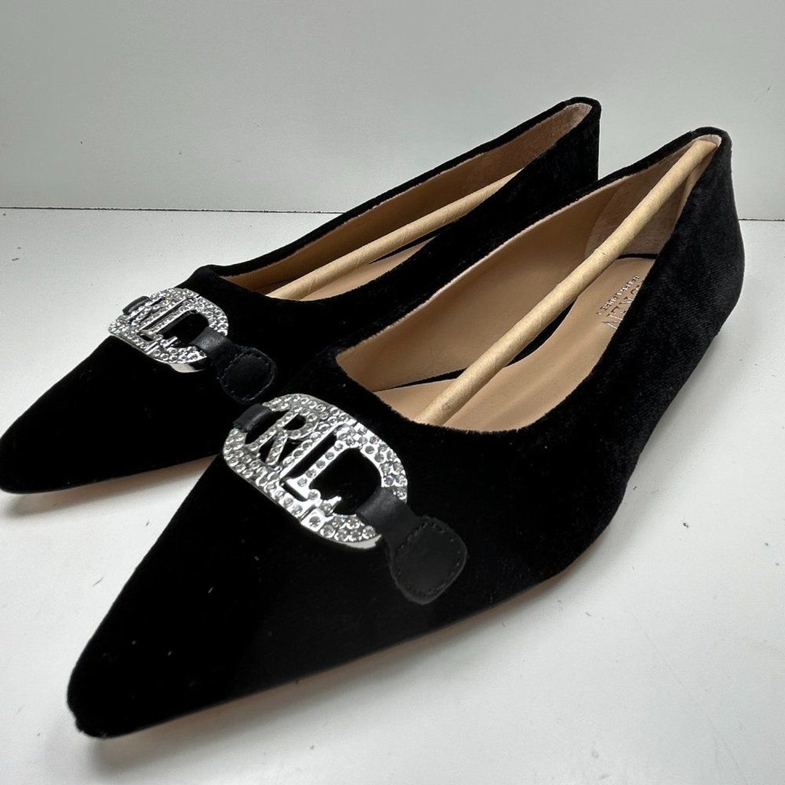 RALPH LAUREN Flats Size 6 Black Velvet Amory Crystal Embellishment Pumps Classy