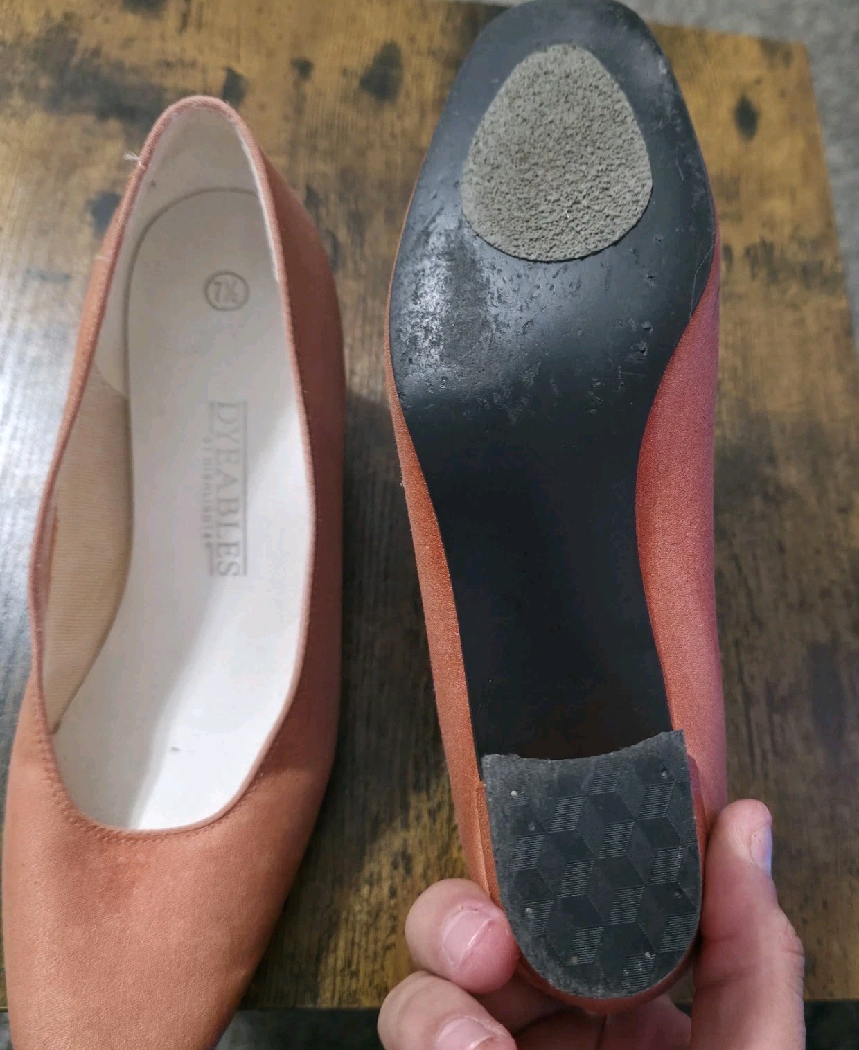 Dyeables by highlights Pink Satin Heels Shoes Women’s Size 7.5