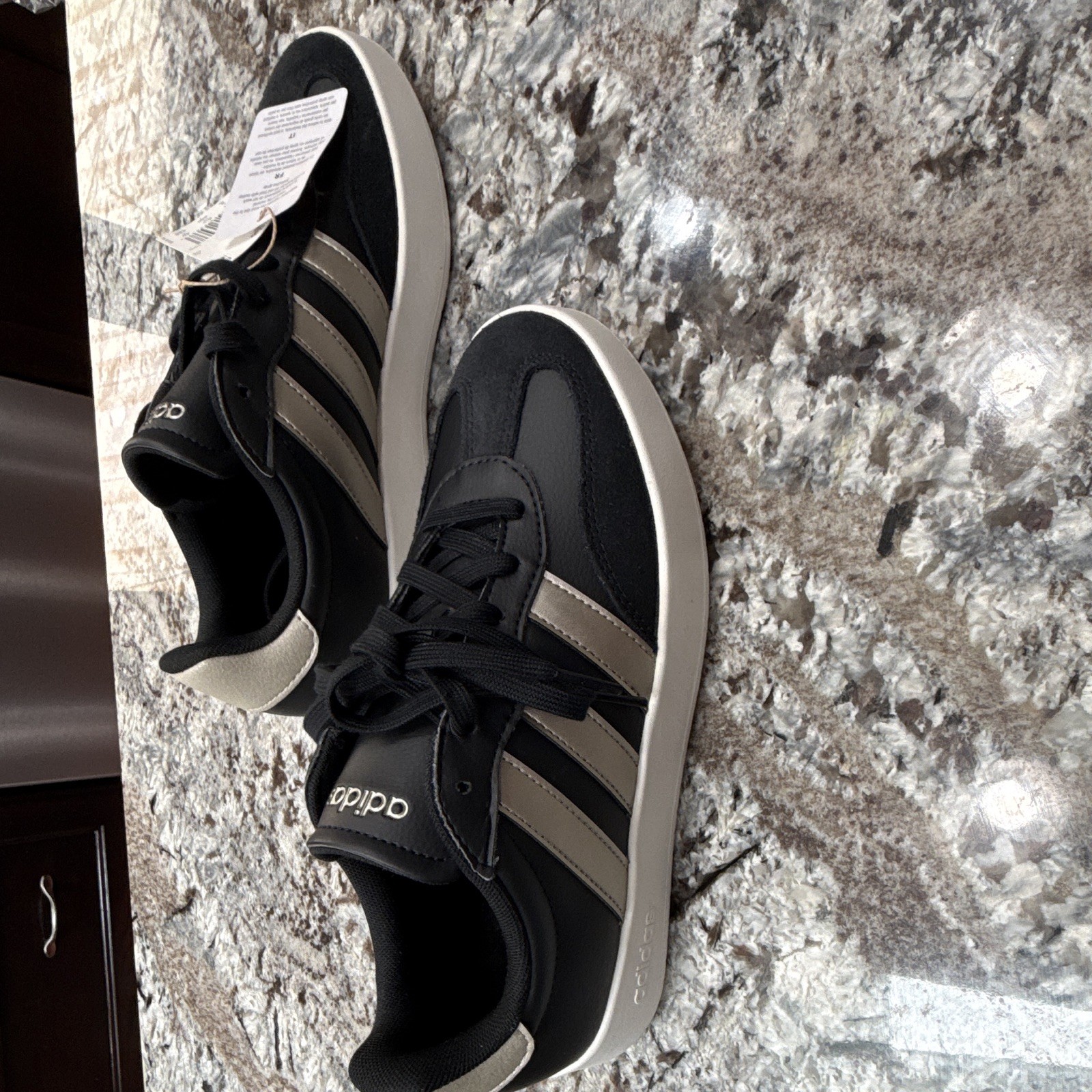 adidas Barreda Low Top Lace Up Sneakers Black/Gray/White Style Code JI4906