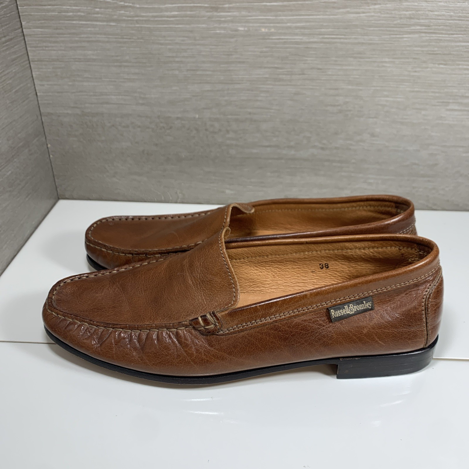 Russell & Bromley Brown Leather Loafer Size EU 38 UK 5.5 US 7.5