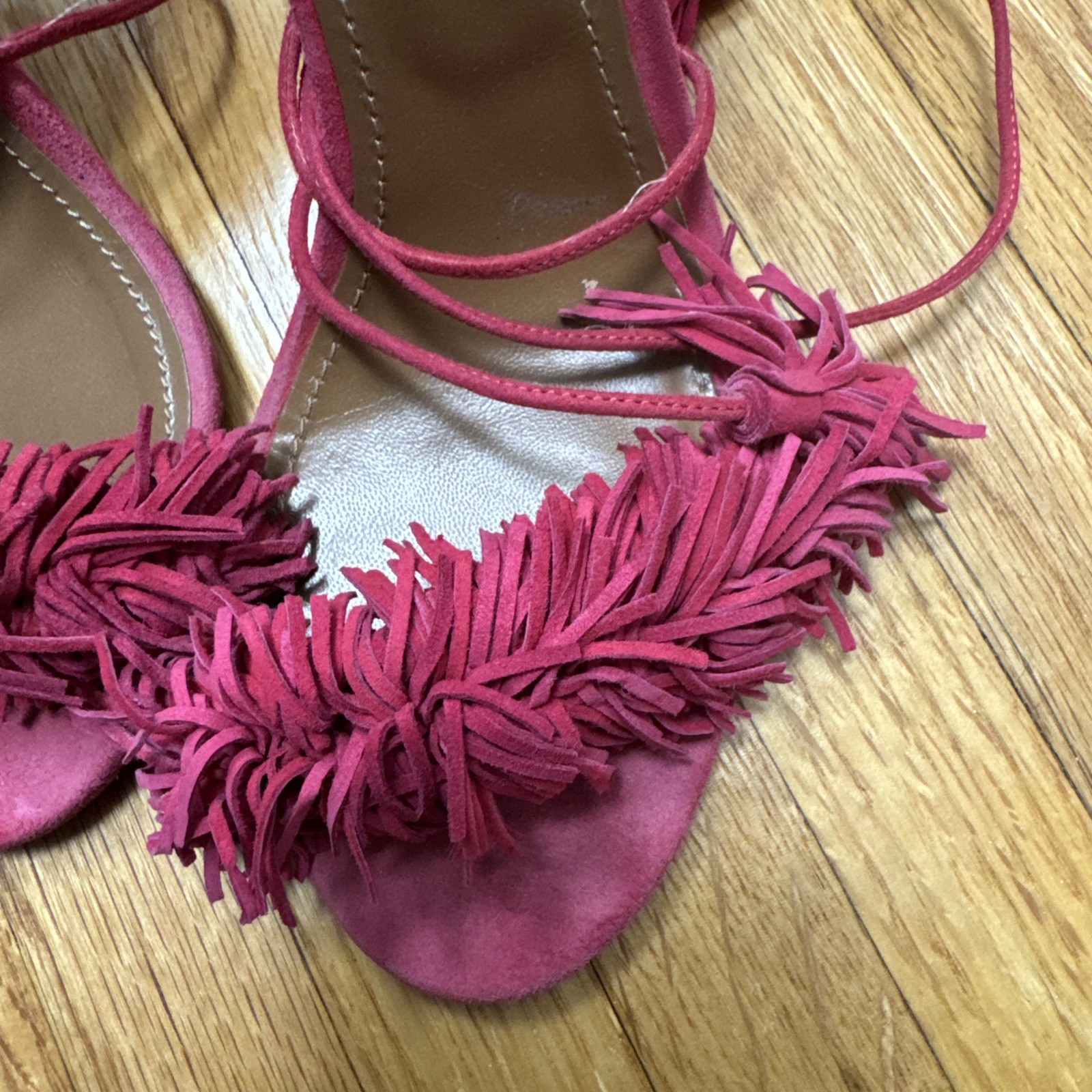 AQUAZZURA Pink Suede Tassel Accents Sandals Size 39 Good Used Condition