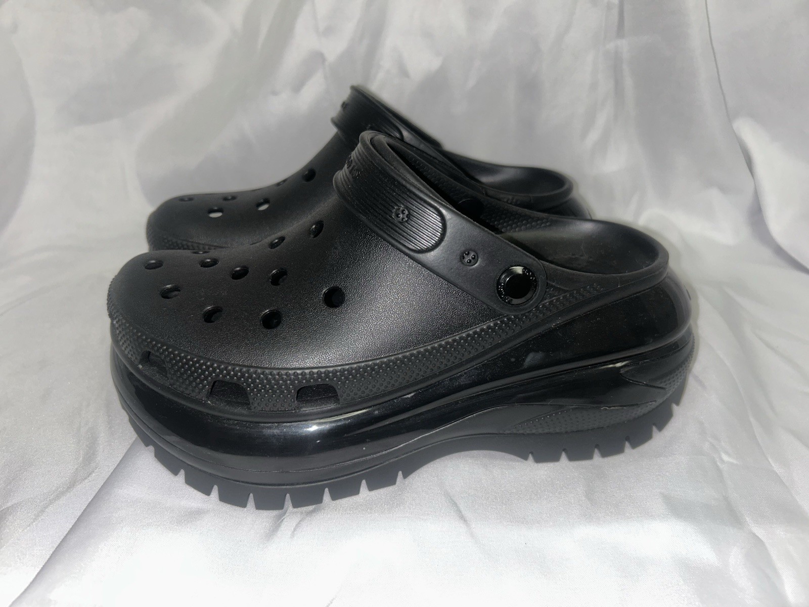 Crocs Mega Crush Clog Womens Size 7 Black Platform Lug Sole Slip On Mens 5
