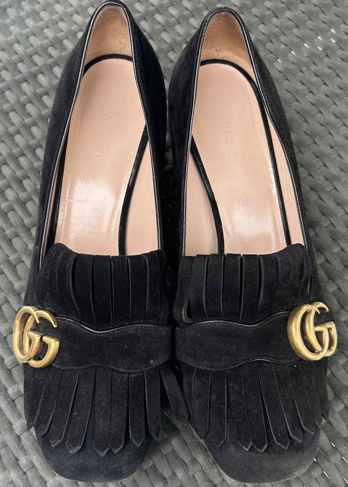 Gucci Womens Marmont Black Suede Fringe Pump Logo Sz 39