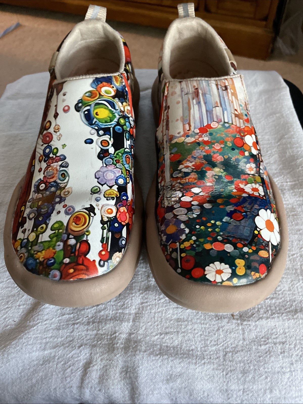 Painted Travel Loafers Artsy Boho Lightweight Casual Comfortable SlipOn Size 9.5