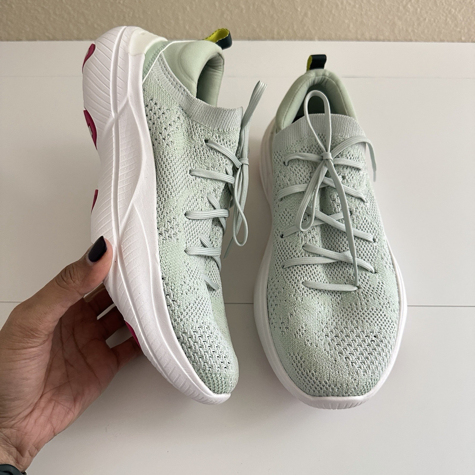 NWOT Sorel Women’s Explorer Blitz Stride Lace Sneakers in Mint& White sz US 8.5
