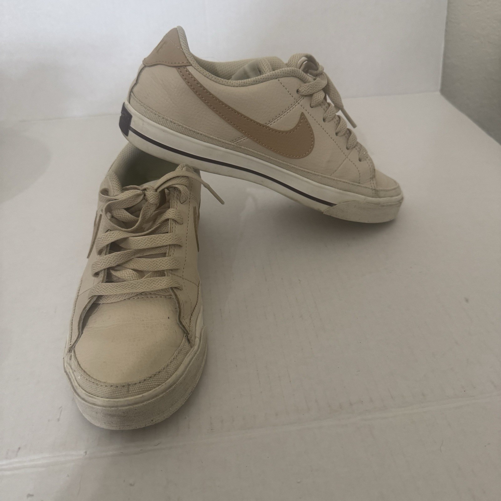 Nike Court Legacy Canvas Leather Sneakers Beige Tan Women’s Size 7