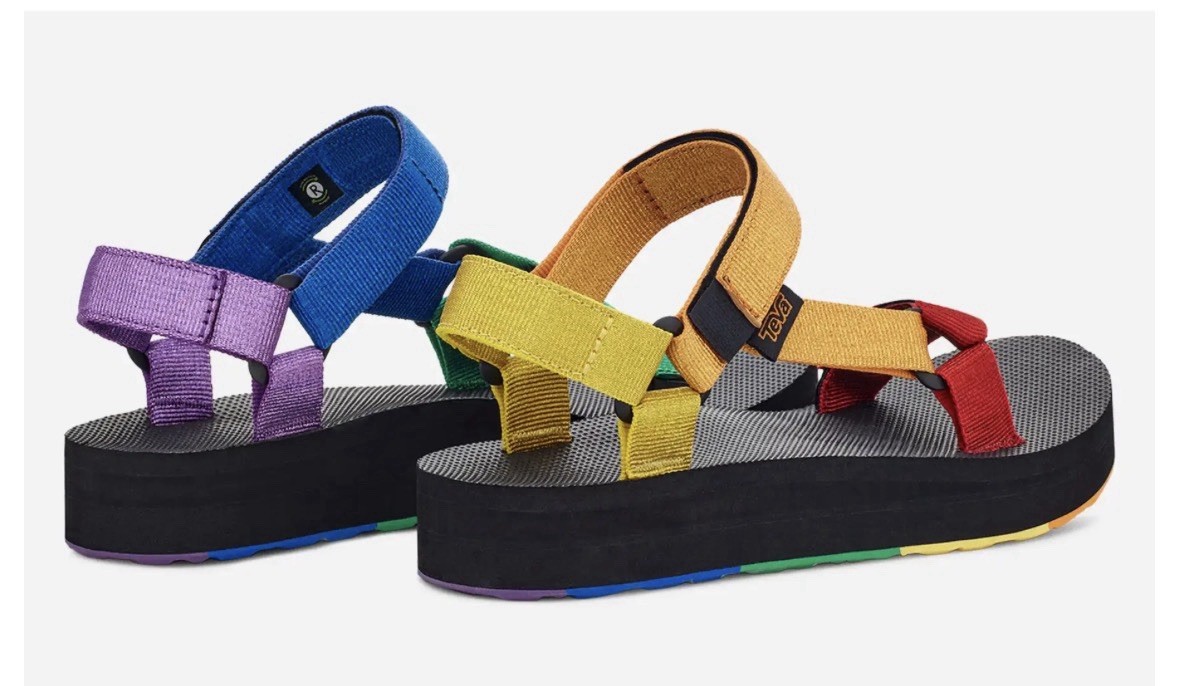TEVA 1122011 Womens Sz 9 Midform Universal Pride Metallic Rainbow Sandals