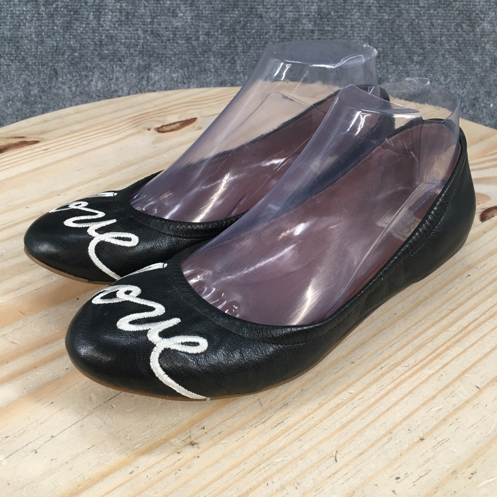 ED Ellen DeGeneres Love Shoes Womens 8 M Langston Ballet Flats Black Leather