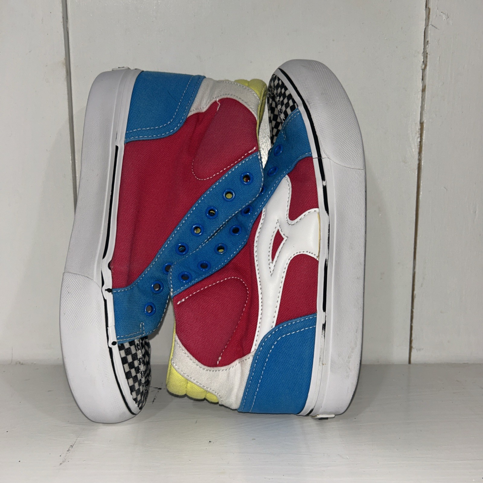 Airwalk Aurora Hi Top Sneaker Shoes Women’s 7 M Multicolor Checkered Skater