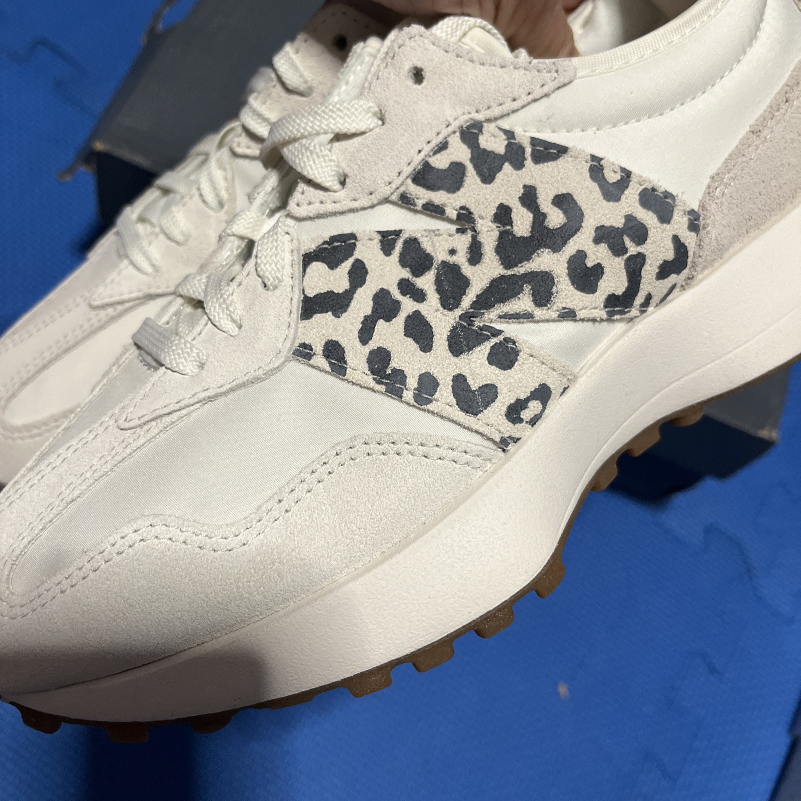 New Balance 327 Sea Salt Leopard Pantera Women Size Mismatch Left6.5/right7