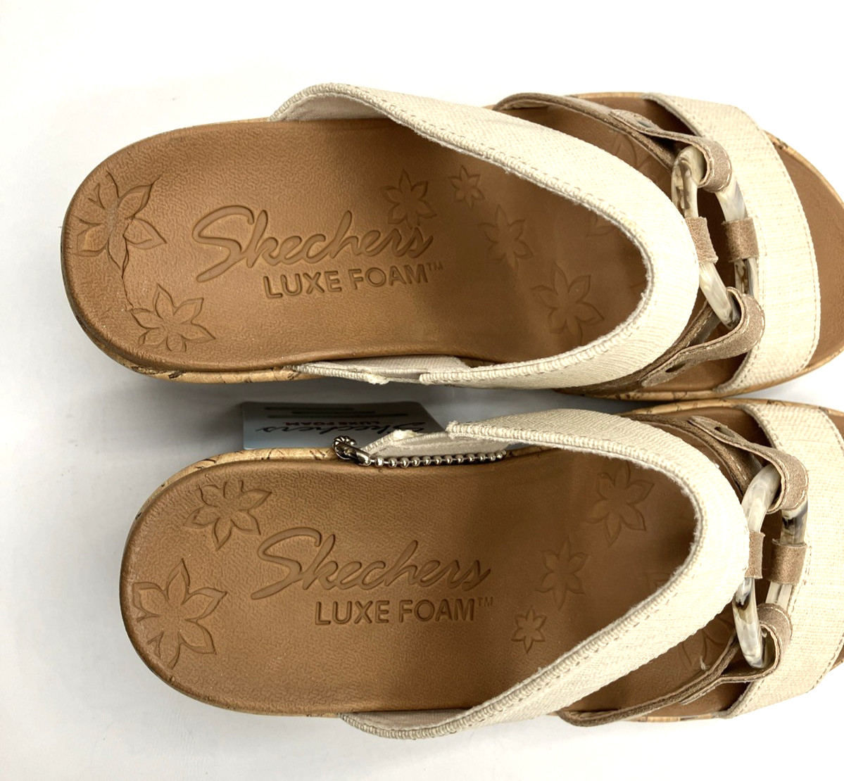 women’s Skechers cork wedge slip on sandals Luxe foam Beverlee Sail Away size 5M